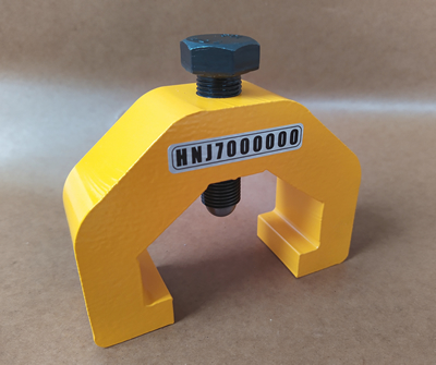 Land Rover Defender Steering Puller